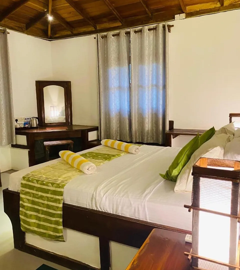 Hotel Kings Rest Sigiriya Piduragala 0*,